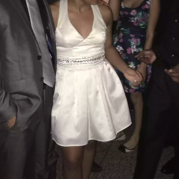 Homecoming dress - Picture 1 of 3